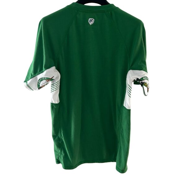 Boston Celtics Basketball Shirt: Size Medium - Picture 2 of 4